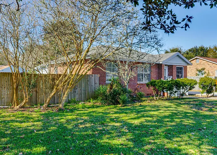 4 Mi To Nas Pensacola! Family Getaway W/ Pool *